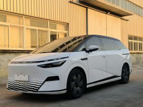 小鹏X9 2024款 610长续航Pro