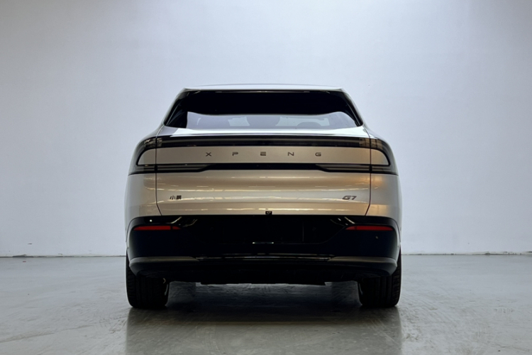 小鹏G7 2025款 702 超长续航 Max车身外观6010