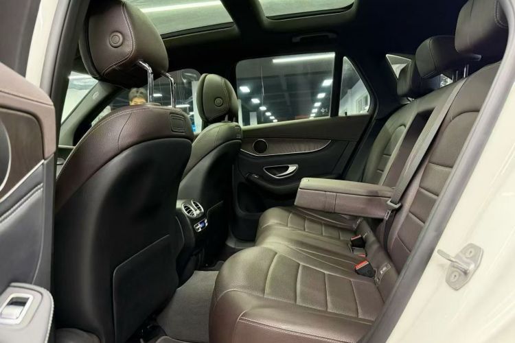 奔驰GLC 2018款 GLC 300 4MATIC 动感型车身外观6006