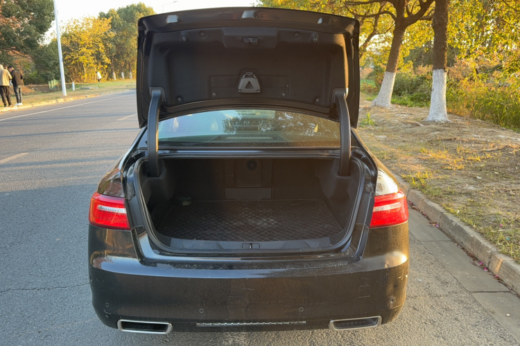 东风风神 东风A9 2016款 1.8T 尊贵型局部细节23