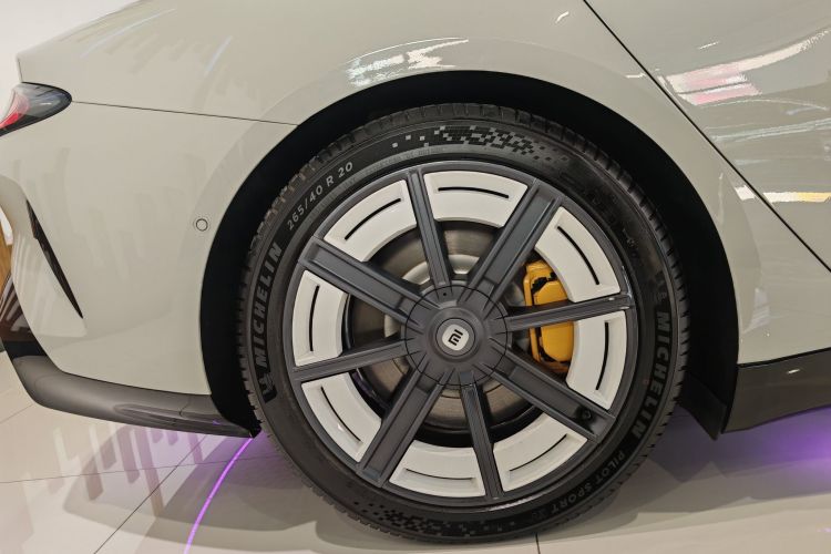 小米汽车 小米SU7 2024款 四驱超长续航高阶智驾Max版车身外观6008