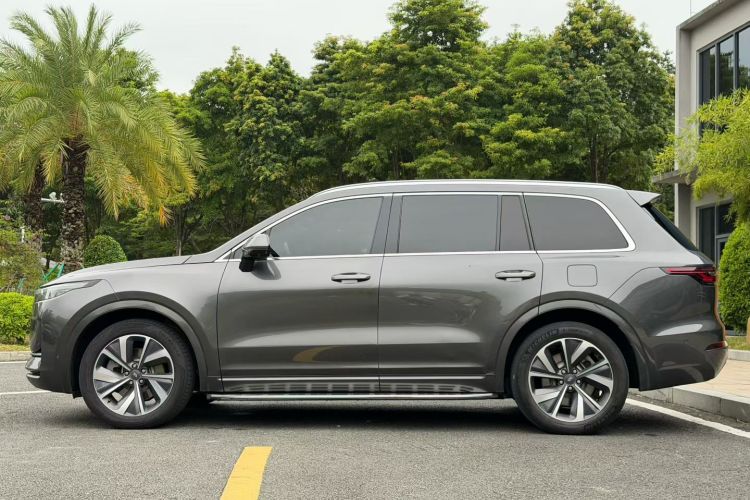 理想汽车 理想ONE 2021款 增程6座版车身外观6004