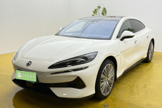 腾势Z9 2024款 1100km 四驱Ultra版