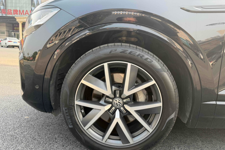 大众 途锐 2019款 3.0TSI 锐锋版 国VI车身外观6008