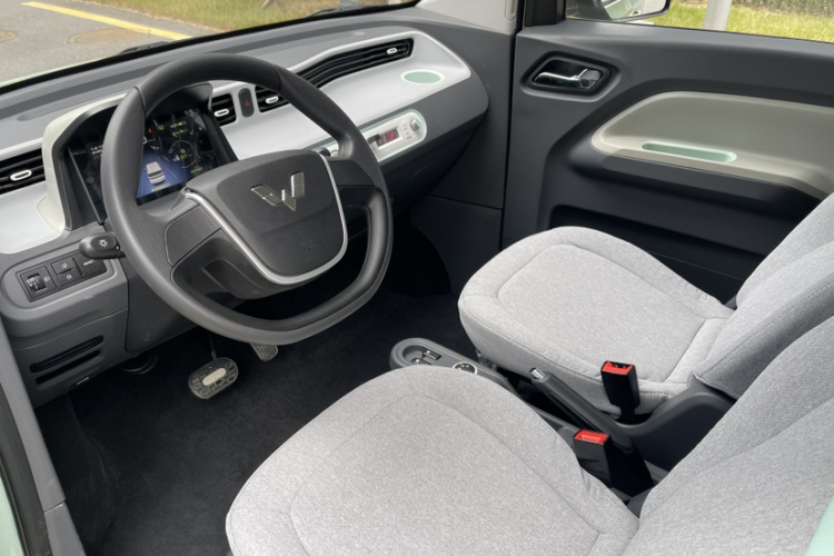 五菱汽车 宏光MINIEV 2022款 马卡龙时尚款 磷酸铁锂中控内饰7001