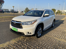 丰田 汉兰达 2017款 2.0T 两驱豪华版 7座