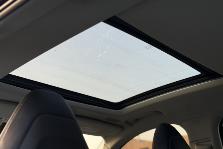 领克01 2021款 2.0TD 两驱型Pro中控内饰7006