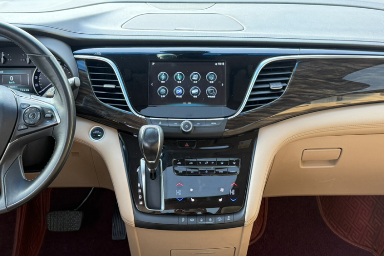 别克GL8 2018款 ES 28T 豪华型 国VI局部细节16