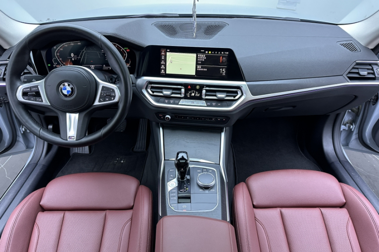 宝马4系 2022款 425i Gran Coupe M运动套装中控内饰7004