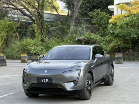 阿维塔11 2022款 长续航双电机奢享版 4座