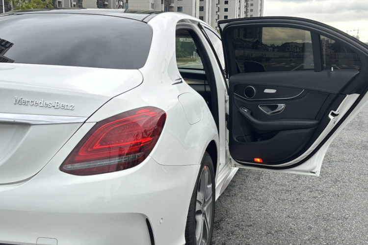 奔驰C级 2020款 改款 C 260 L 运动版车身外观6009