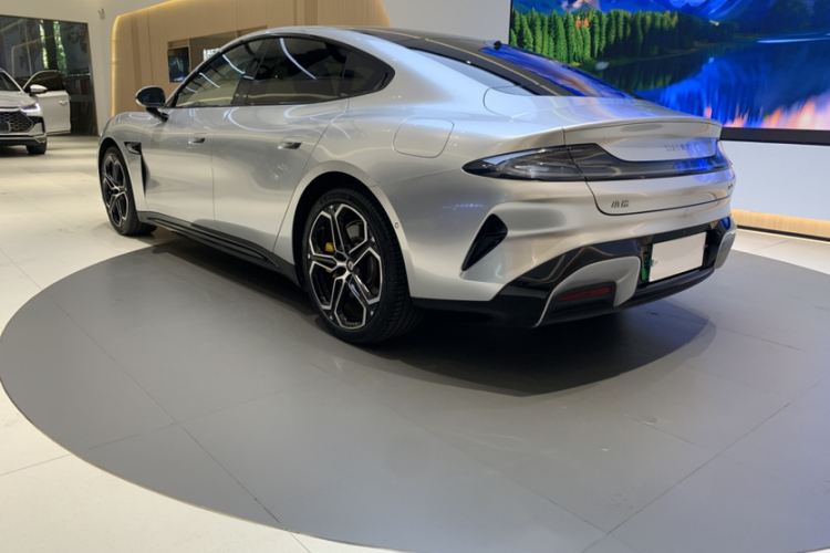 小米汽车 小米SU7 2024款 后驱长续航智驾版车身外观6002