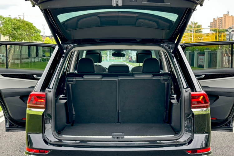 大众 途昂 2021款 380TSI 四驱尊崇旗舰版中控内饰7008