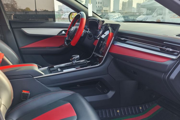 思皓曜 2021款 1.5TGDI DCT穿云RACE版中控内饰7006