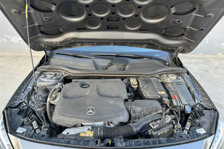 奔驰GLA 2016款 GLA 220 4MATIC 时尚型局部细节24