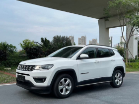 Jeep 指南者 2017款 200T 自动家享版