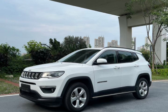 Jeep 指南者 2017款 200T 自动家享版