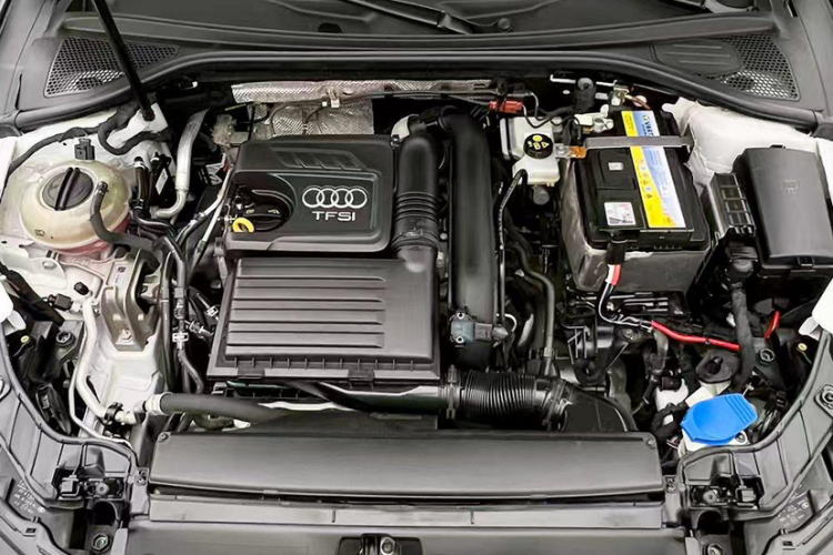 奥迪A3 2017款 Sportback 35 TFSI 进取型车身外观6006