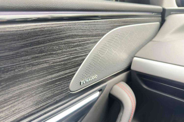 小鹏P7 2022款 625E中控内饰7005