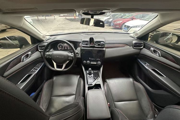 领克02 2018款 1.5T DCT两驱劲版 国V中控内饰7004