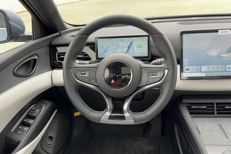 比亚迪 海豹06新能源 2025款 DM-i 智驾版 120KM尊享型局部细节13