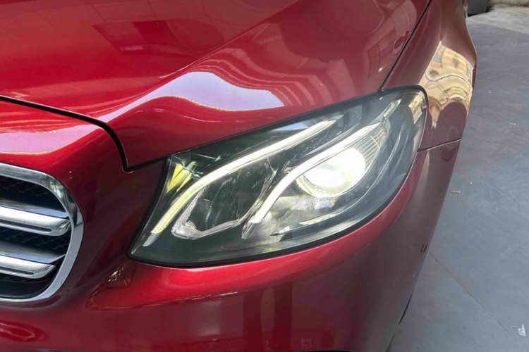 奔驰E级(进口) 2019款 E 260 运动版局部细节36