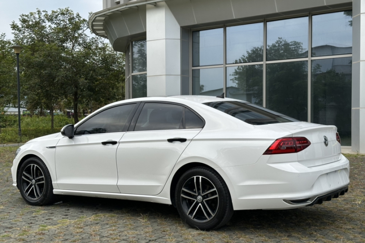 大众 凌渡 2021款 改款 280TSI DSG舒适版车身外观6003