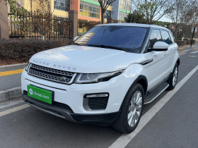 路虎 揽胜极光 2017款 2.0T SE 智耀版