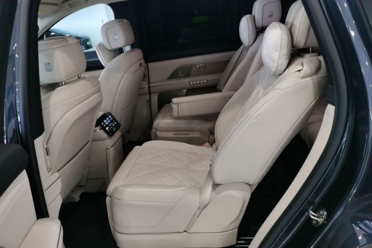 蔚来ES8 2026款 六座行政签名版中控内饰7003