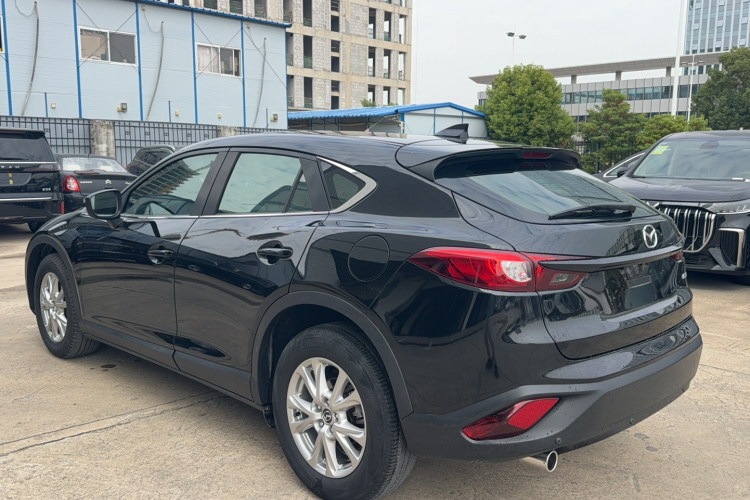 马自达CX-4 2016款 2.0L 自动两驱蓝天品位版车身外观6005