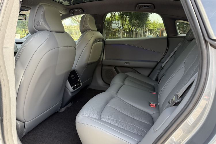 小鹏P7+ 2024款 长续航 Max中控内饰7005