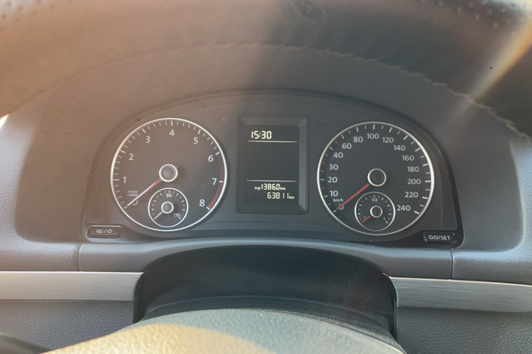 大众 途安 2015款 1.4T 手动风尚版5座局部细节14