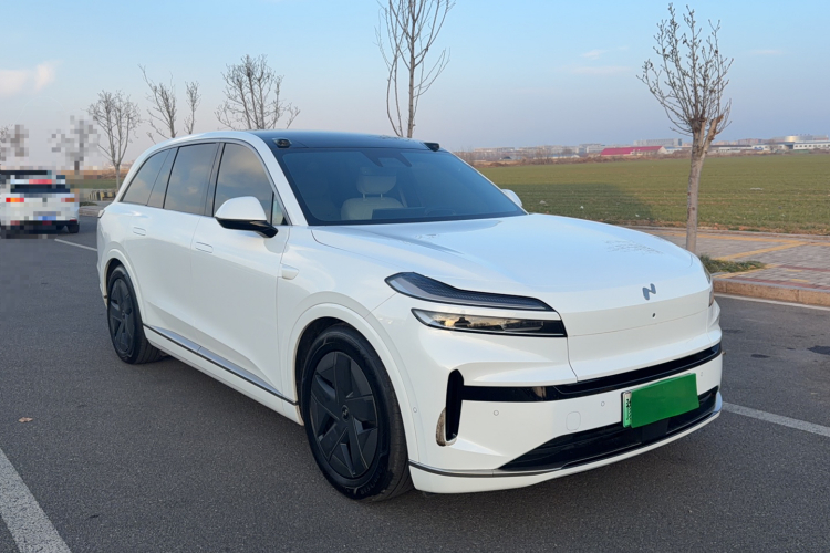 乐道L90 2025款 Max 六座版车身外观6002