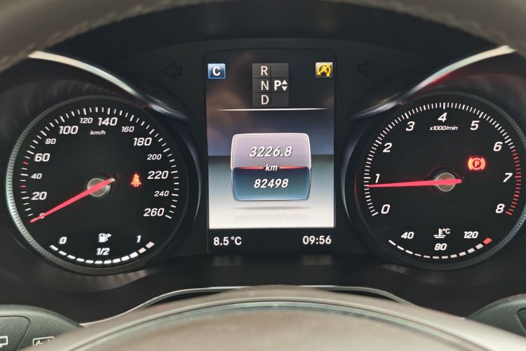 奔驰GLC 2019款 GLC 260 L 4MATIC 动感型中控内饰15