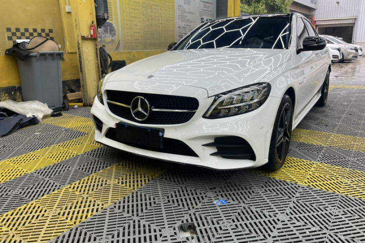 奔驰C级 2021款 C 260 L 运动星耀臻藏版车身外观1