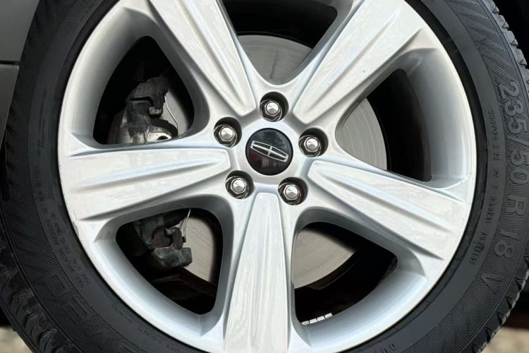 林肯MKC 2017款 2.0T 两驱尊享版车身外观6008