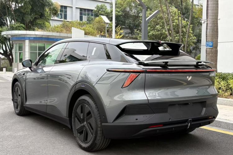 极越01 2025款 焕新款 Max 长续航版车身外观6005