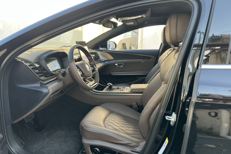 比亚迪 汉 2020款 DM 四驱性能版尊贵型局部细节19