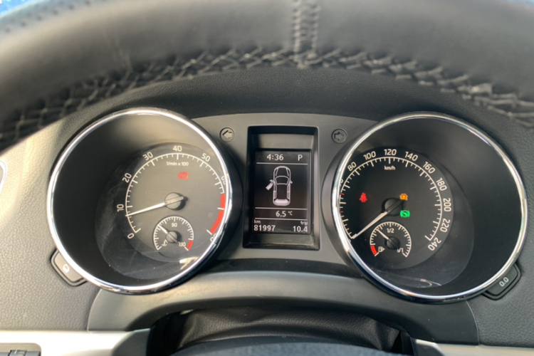 斯柯达 Yeti 2014款 1.4TSI DSG极地版中控内饰15