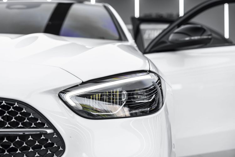 奔驰C级 2022款 改款 C 260 L 运动版局部细节9009