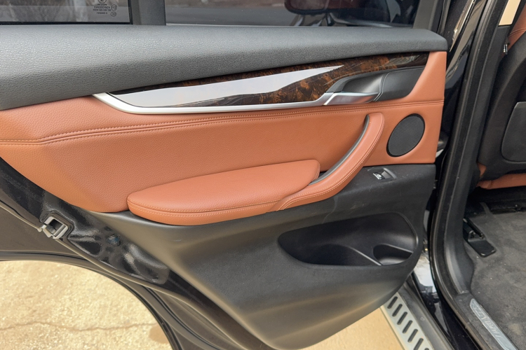 宝马X5(进口) 2014款 xDrive35i 典雅型中控内饰7005