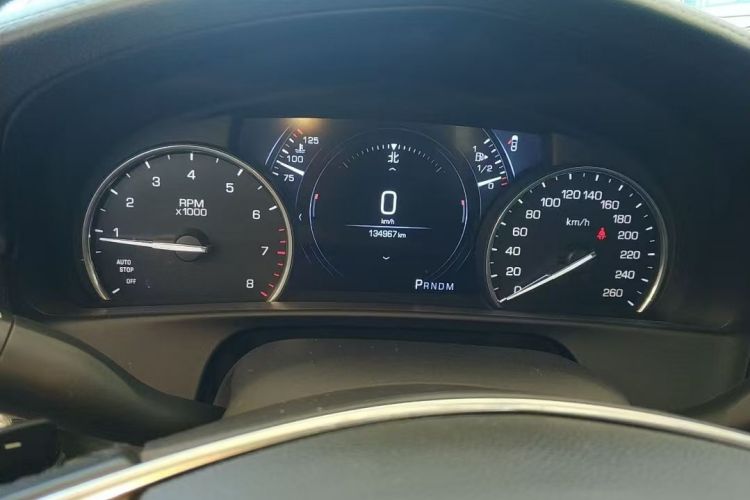 凯迪拉克CT6 2017款 28T 精英型中控内饰15