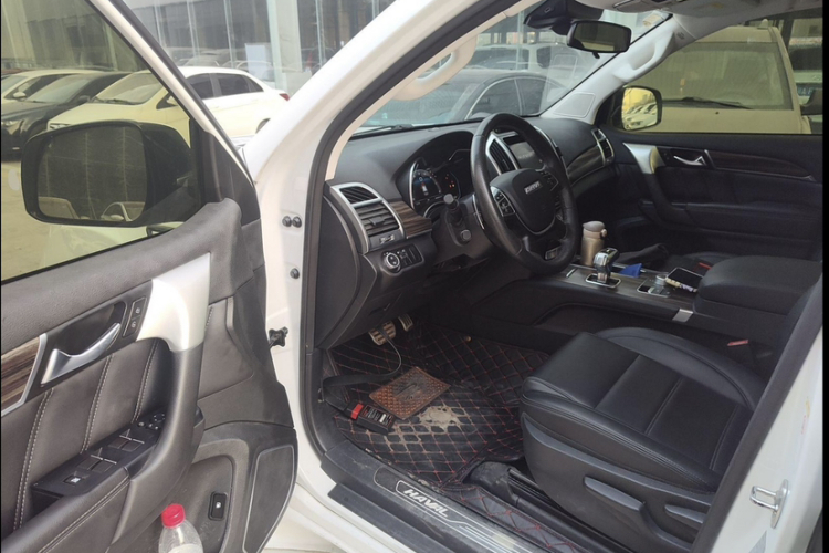 哈弗H9 2020款 2.0T 汽油四驱精英型 5座中控内饰7004