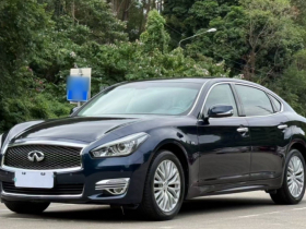 英菲尼迪Q70 2017款 Q70L 2.5L 悦享版