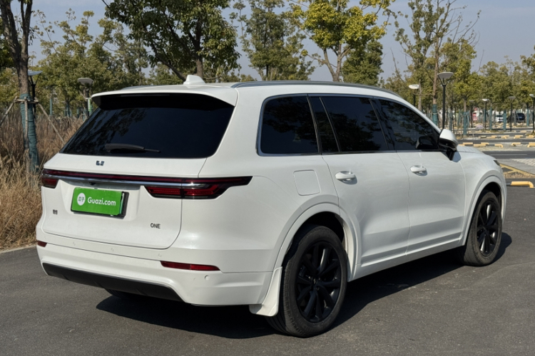 理想汽车 理想ONE 2020款 增程6座版车身外观6001