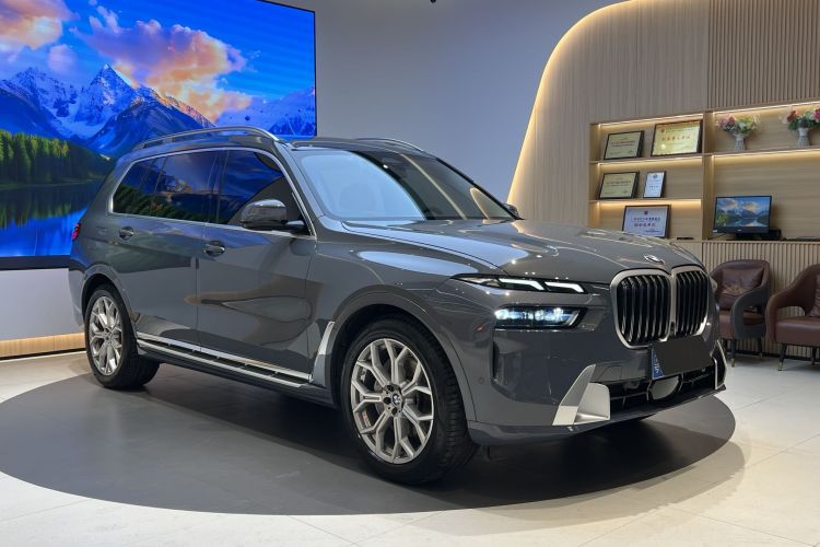 宝马X7 2023款 xDrive40i 领先型豪华套装车身外观6002