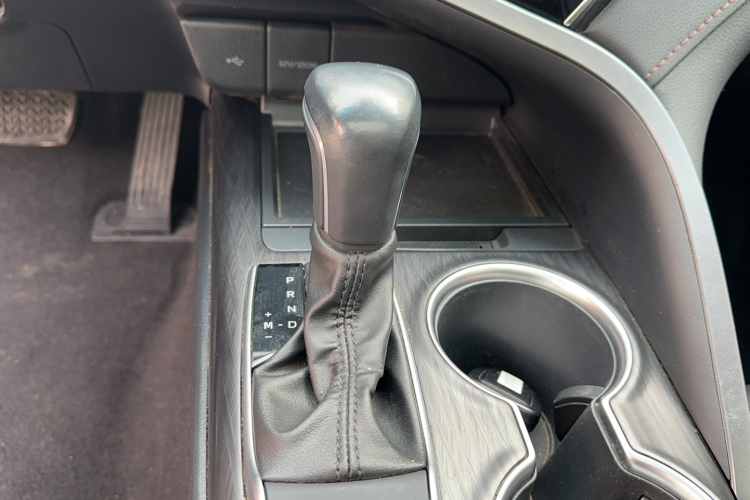 丰田 凯美瑞 2021款 2.0G 豪华版局部细节18