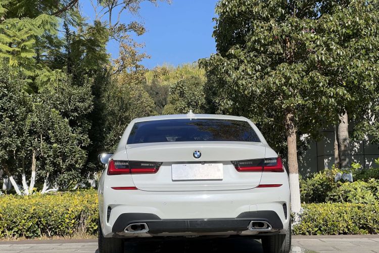 宝马3系 2020款 325i M运动套装车身外观6004