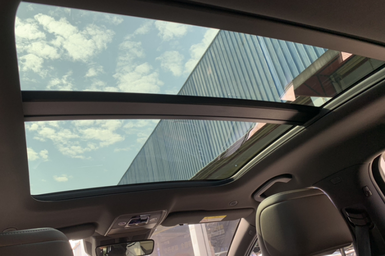 比亚迪 汉 2023款 DM-i 冠军版 121KM 尊贵型局部细节22