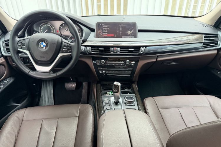 宝马X5(进口) 2014款 xDrive35i 领先型中控内饰7001